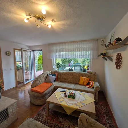 Nyaraló Am Freibad Bad Berka